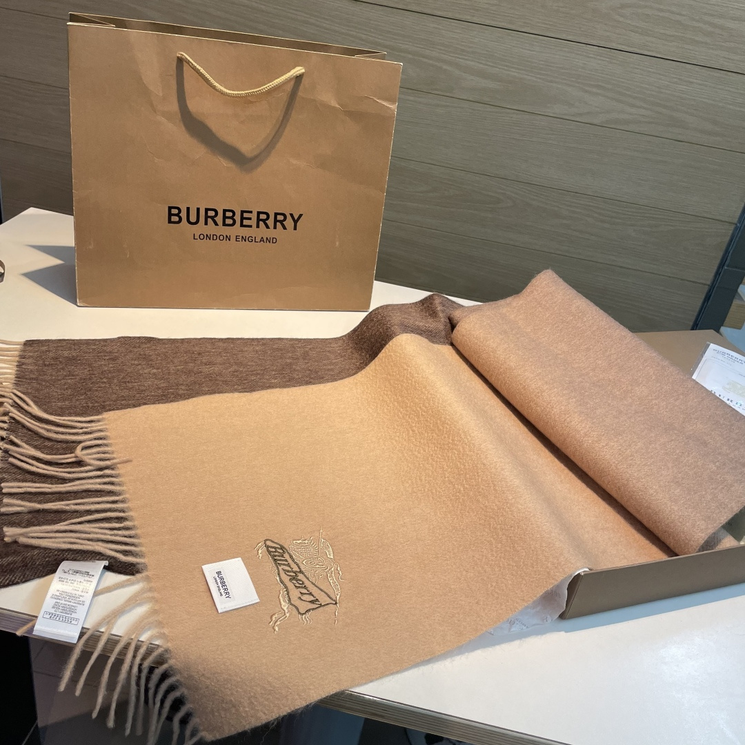 Burberry scarf