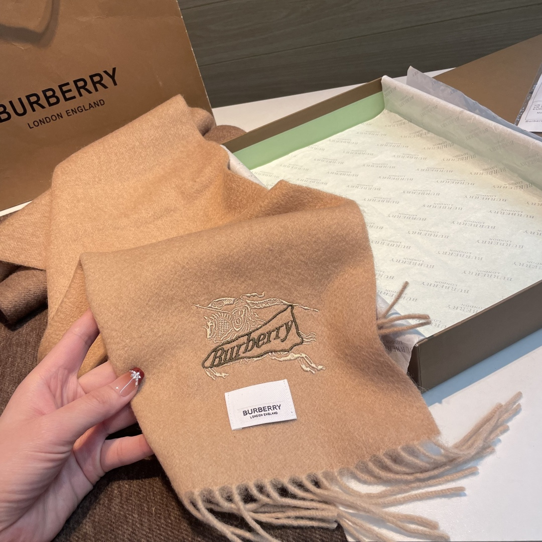 Burberry scarf