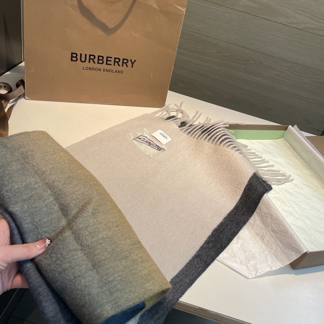 Burberry scarf