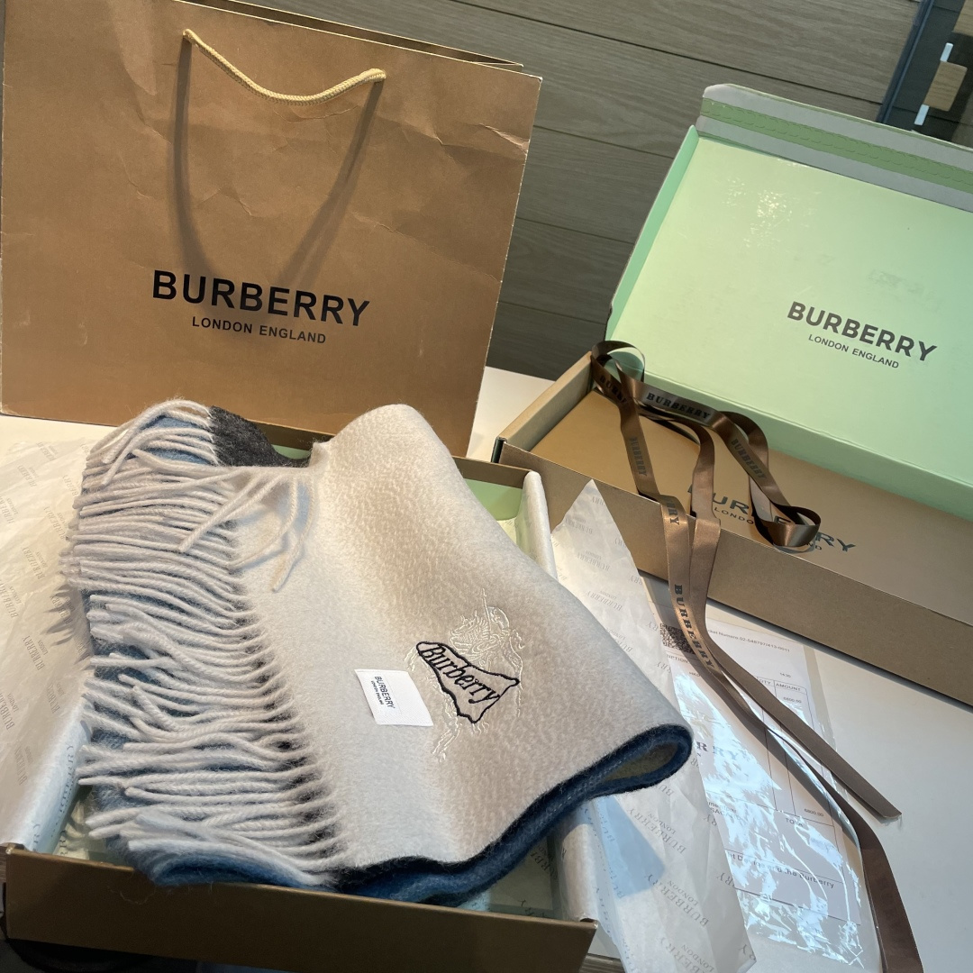 Burberry scarf
