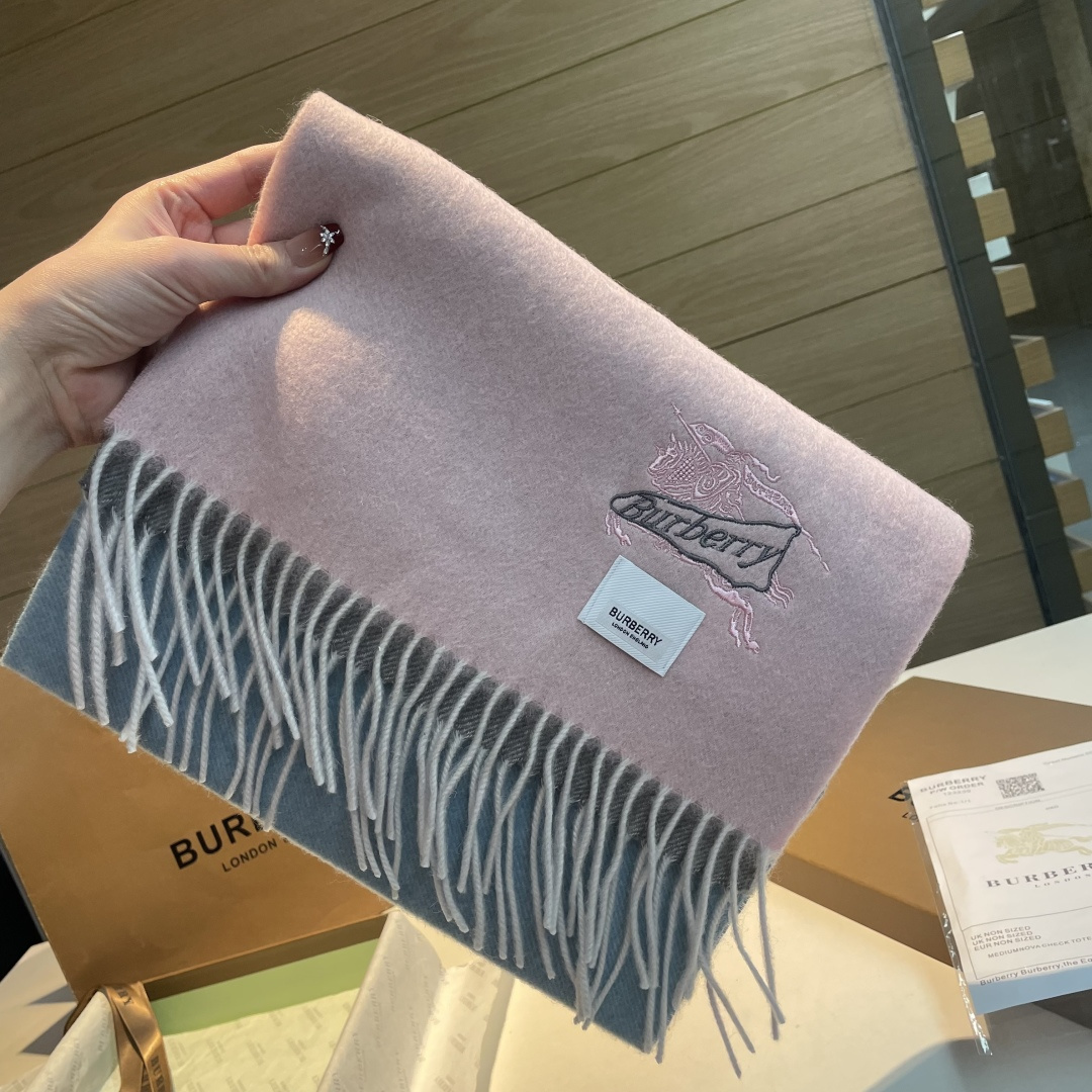 Burberry scarf