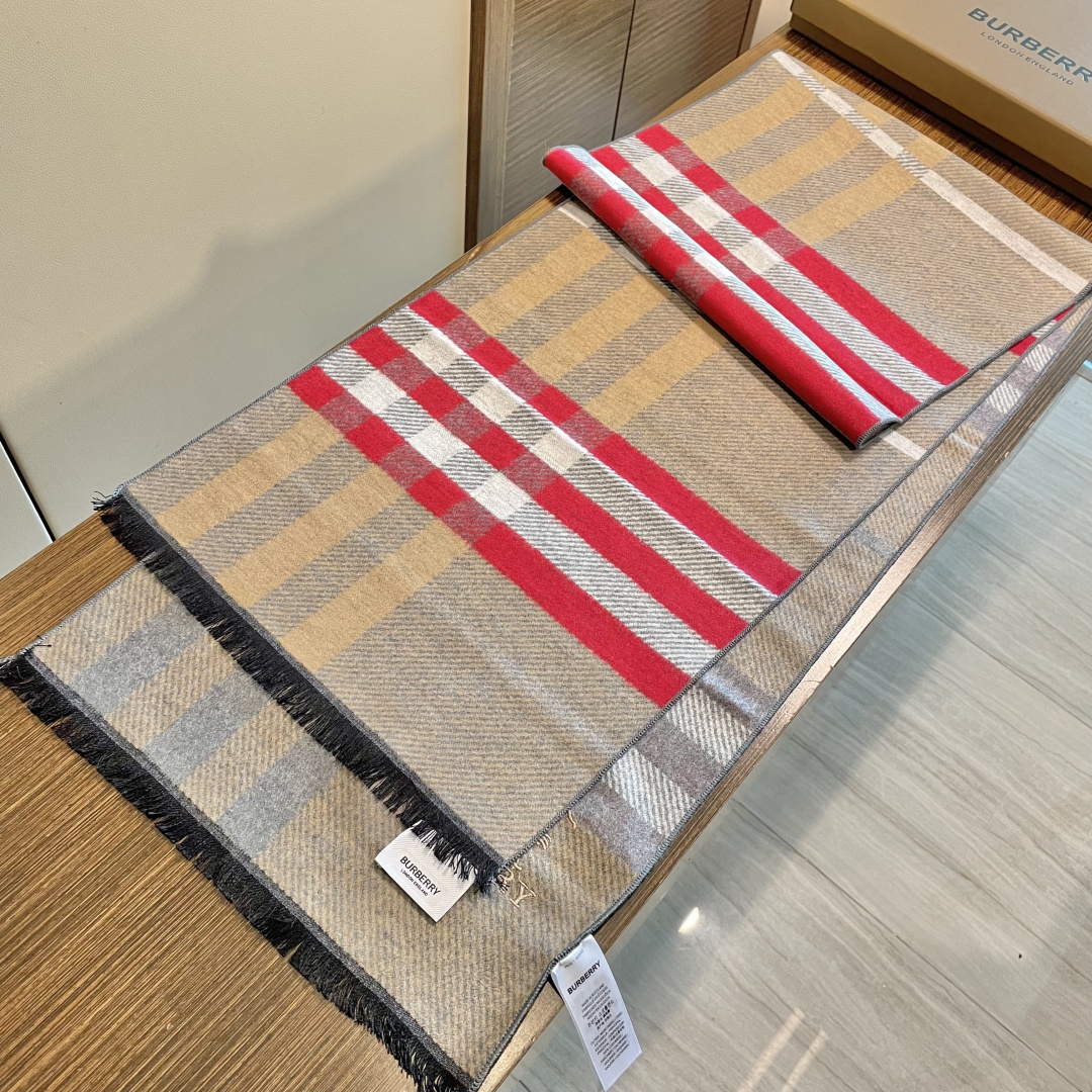 Burberry scarf