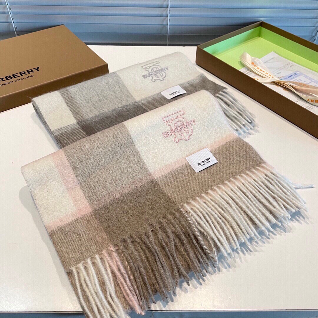 Burberry scarf