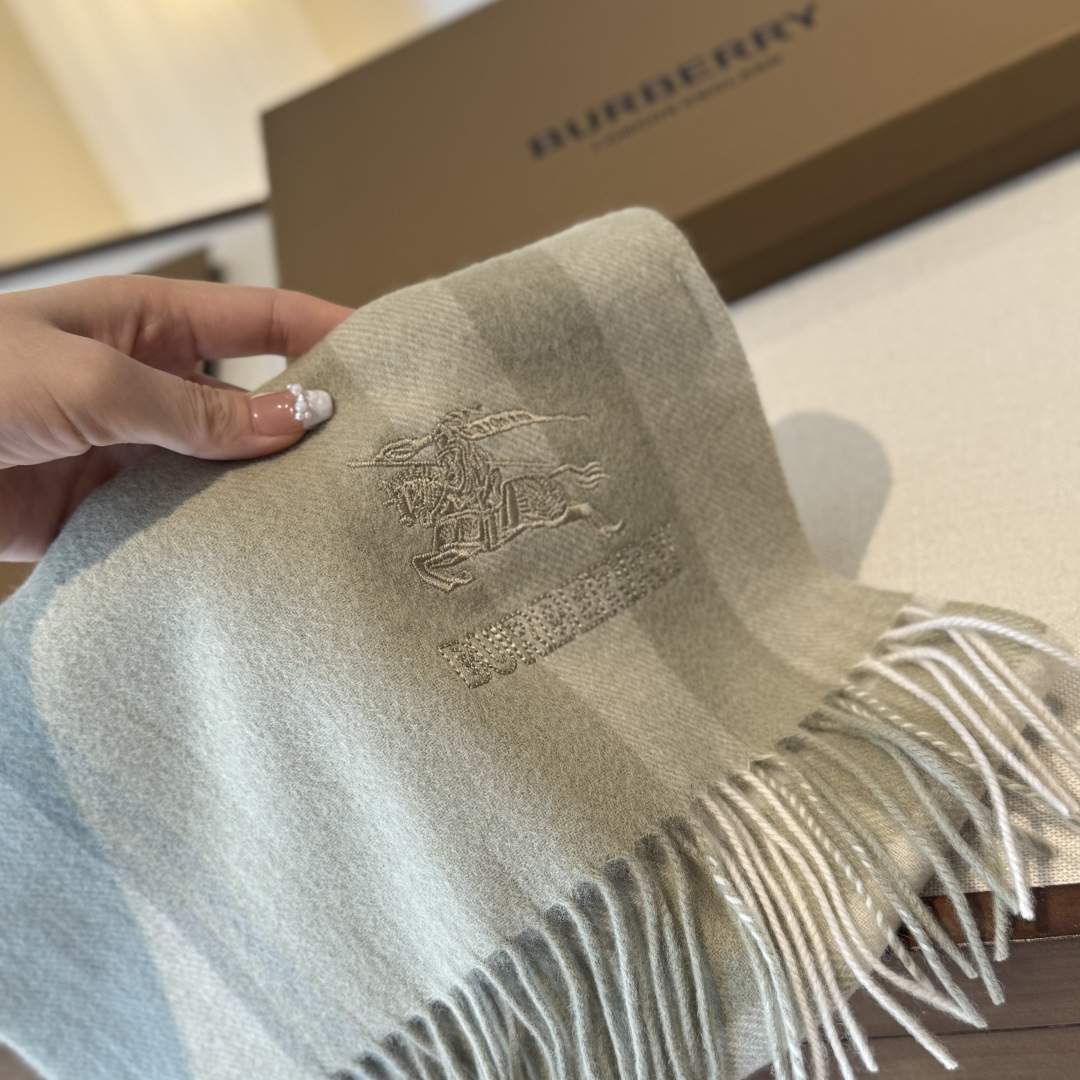 Burberry scarf