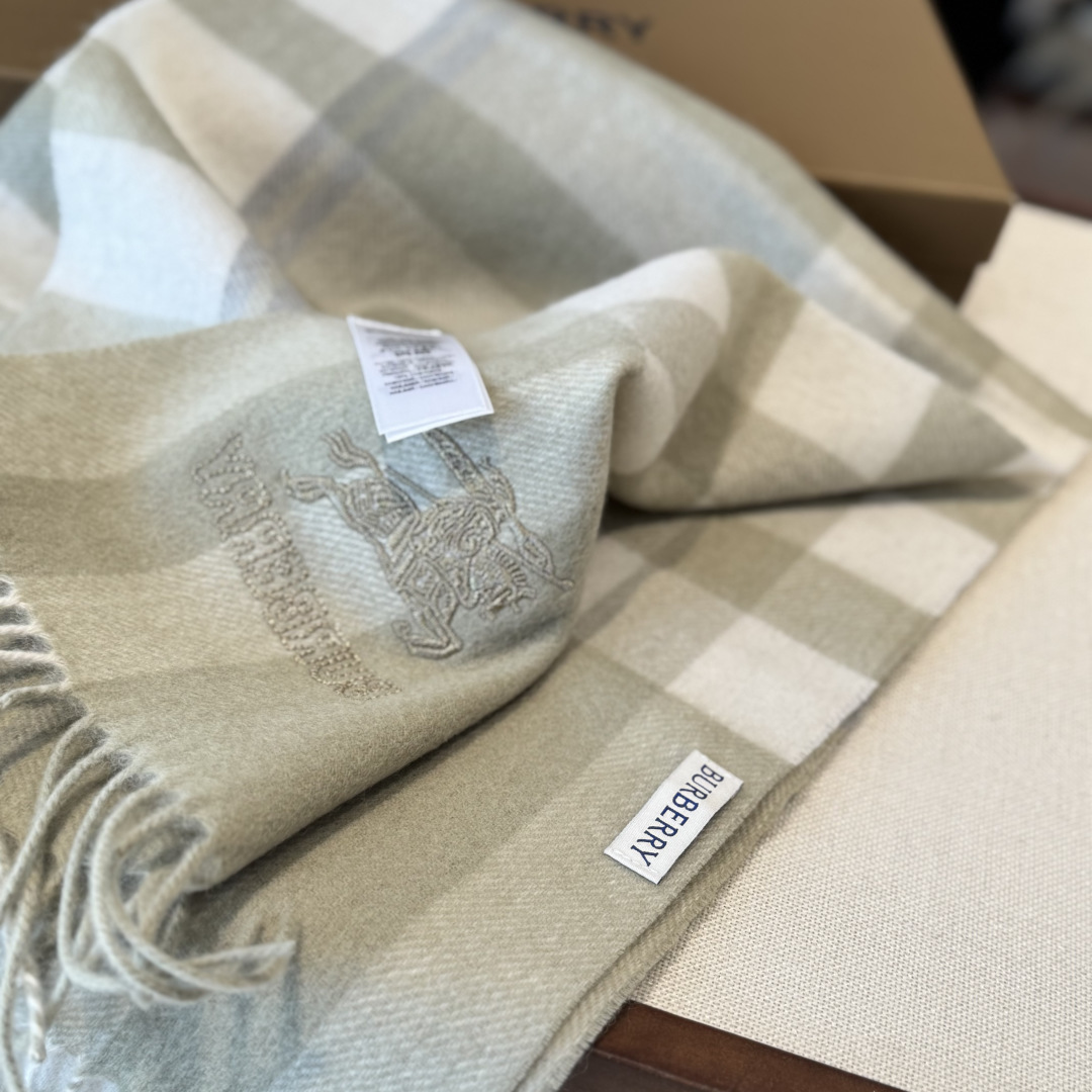 Burberry scarf