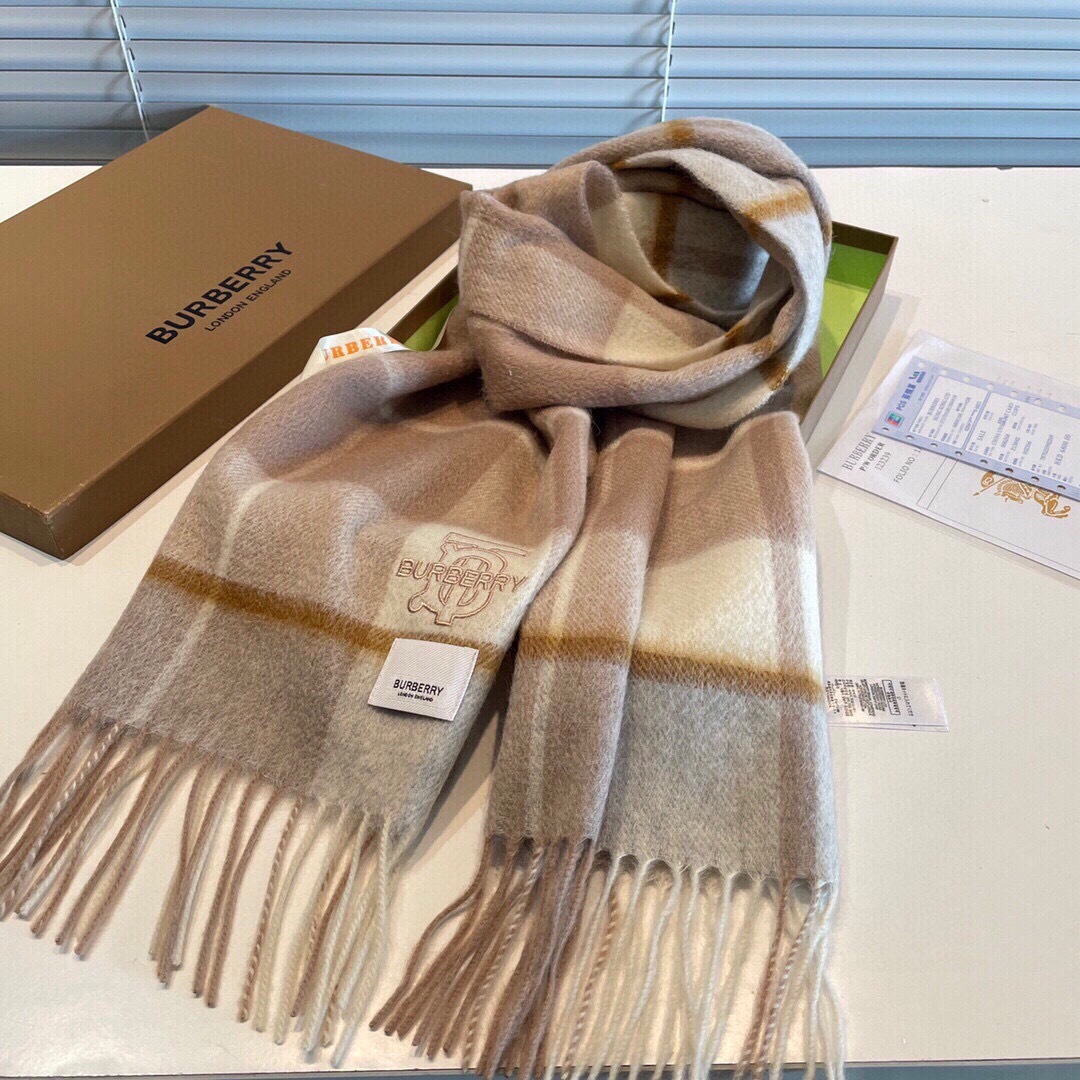 Burberry scarf