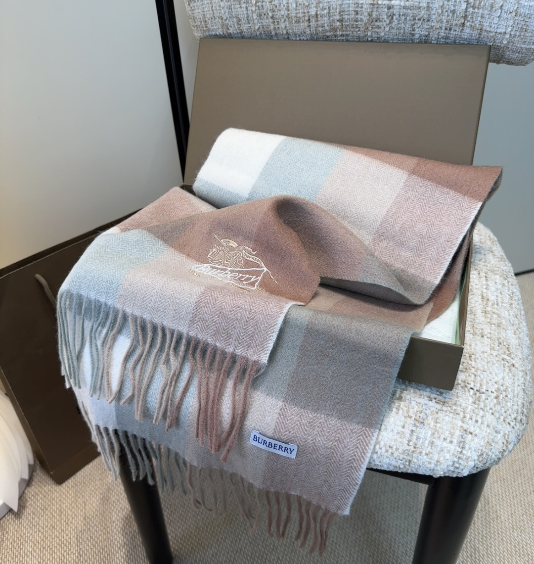 Burberry scarf