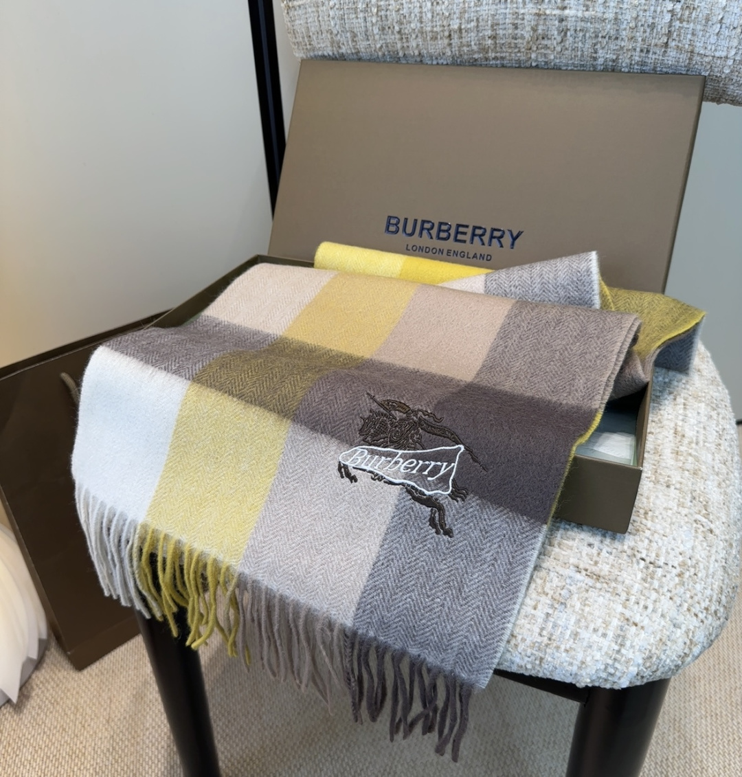 Burberry scarf