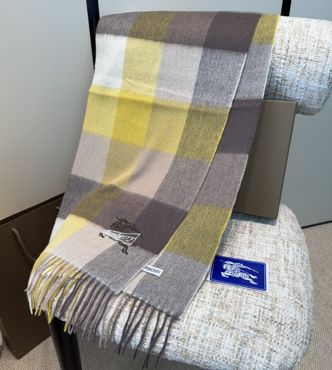 Burberry scarf