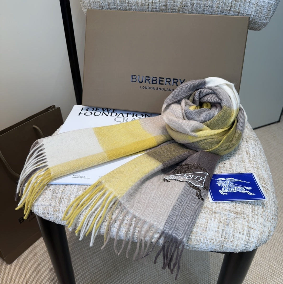 Burberry scarf
