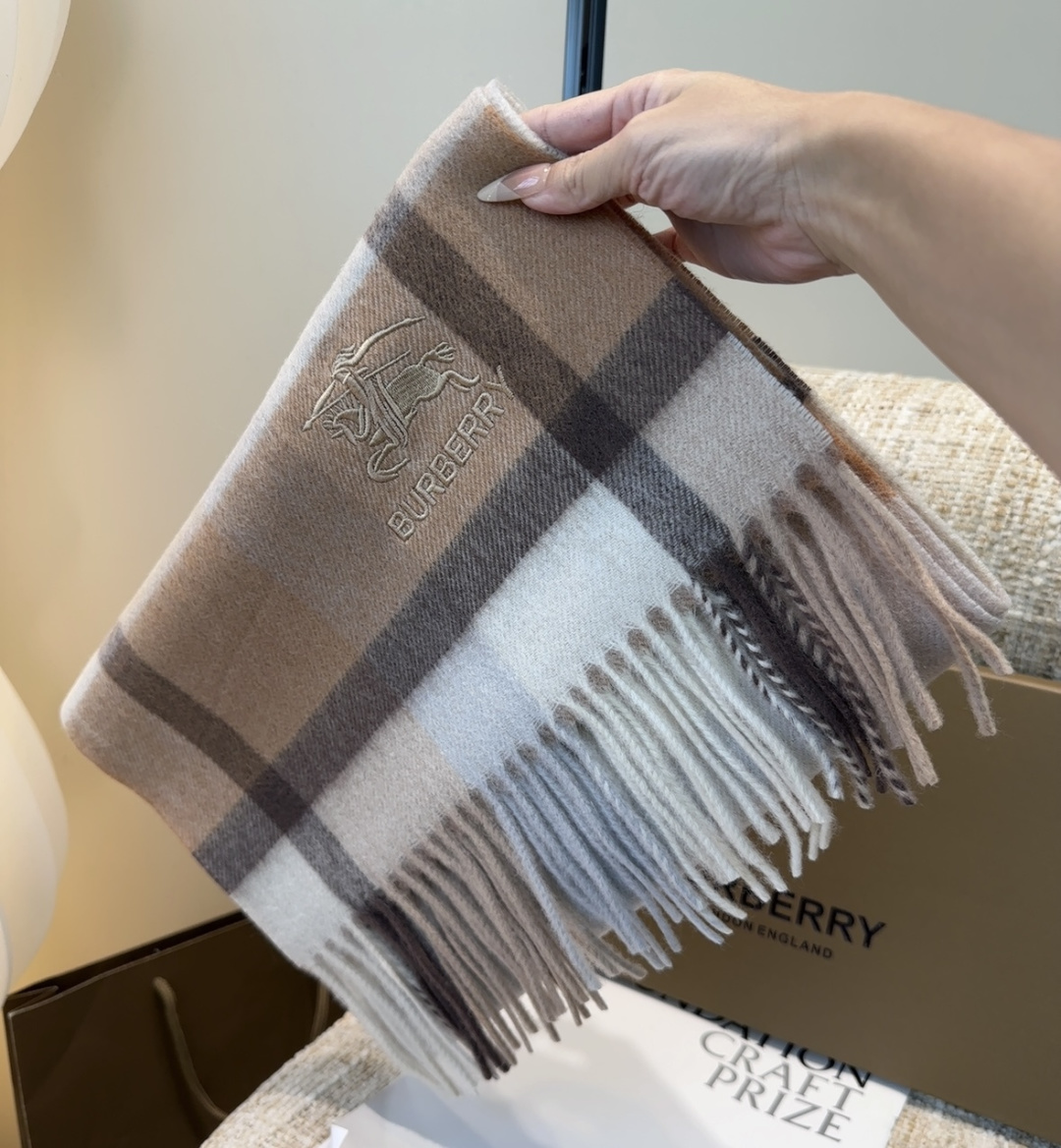 Burberry scarf