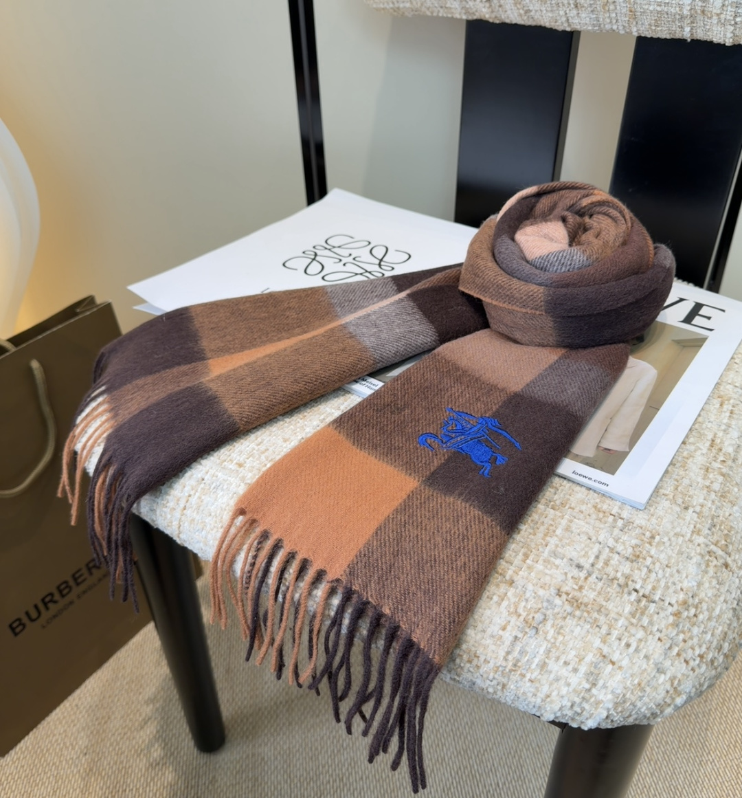 Burberry scarf
