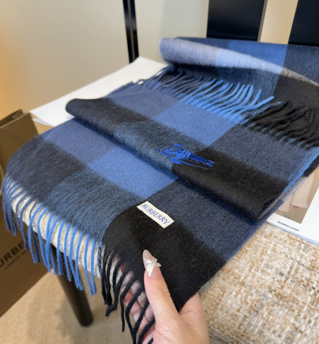Burberry scarf