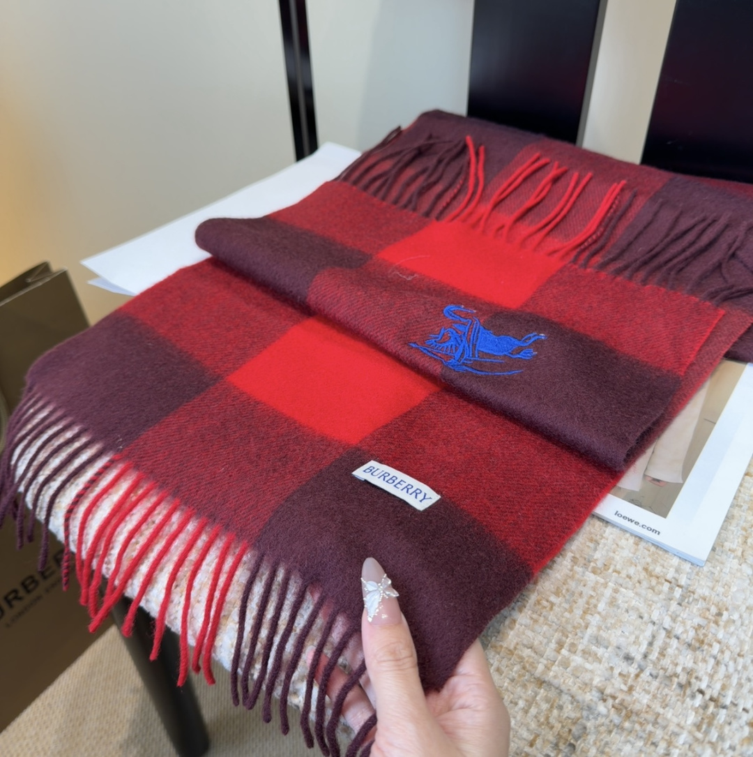 Burberry scarf