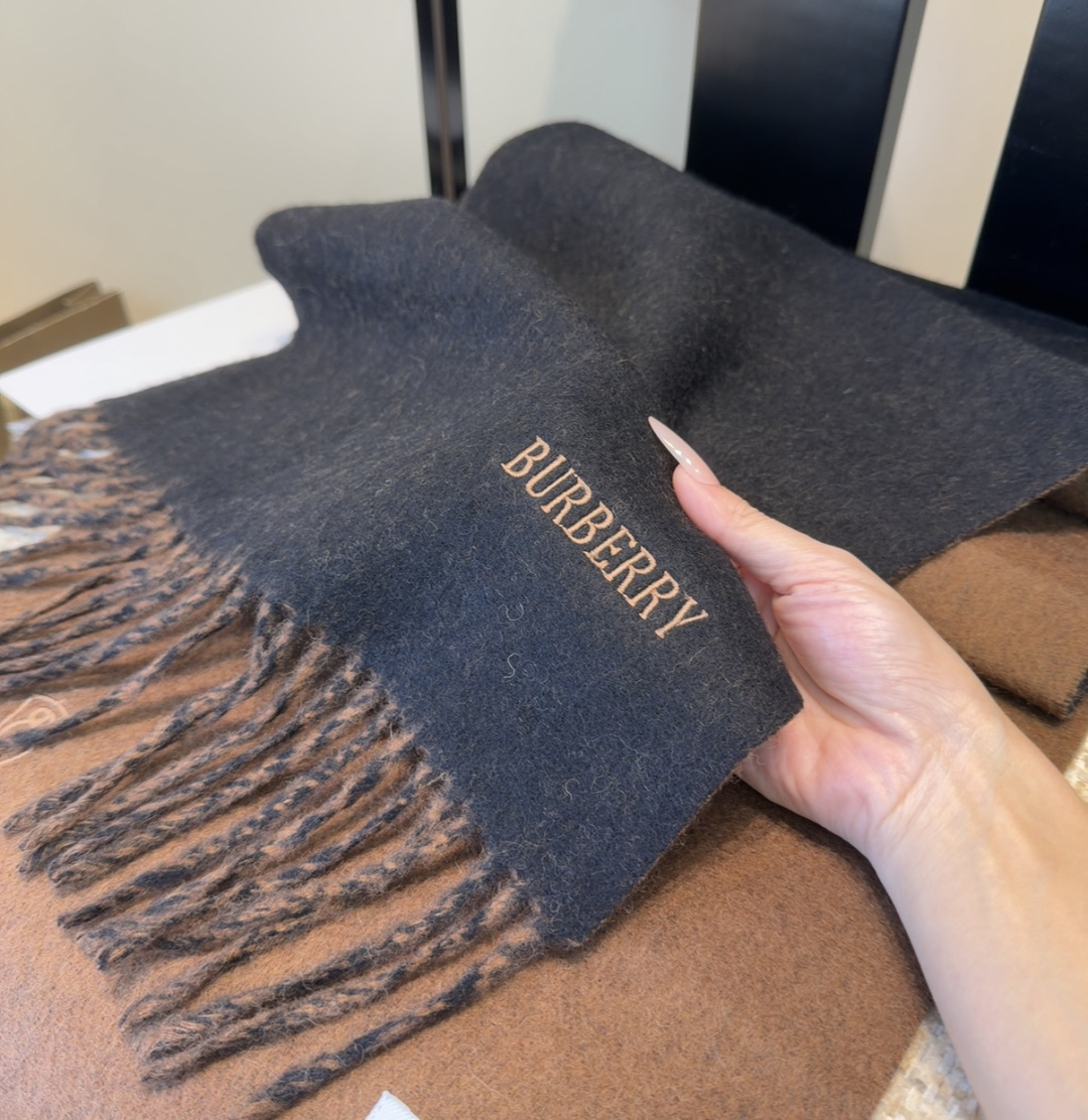 Burberry scarf