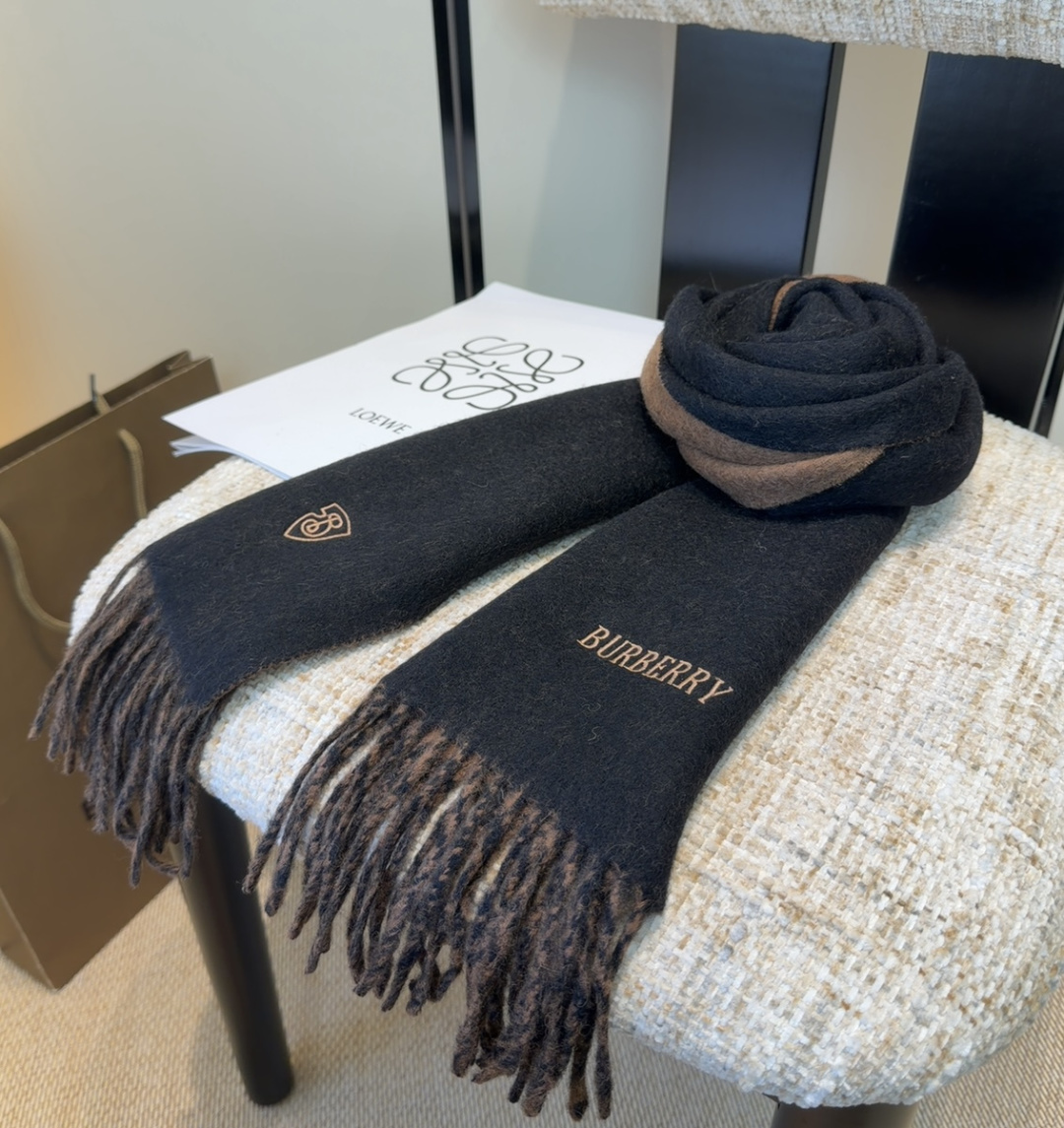 Burberry scarf