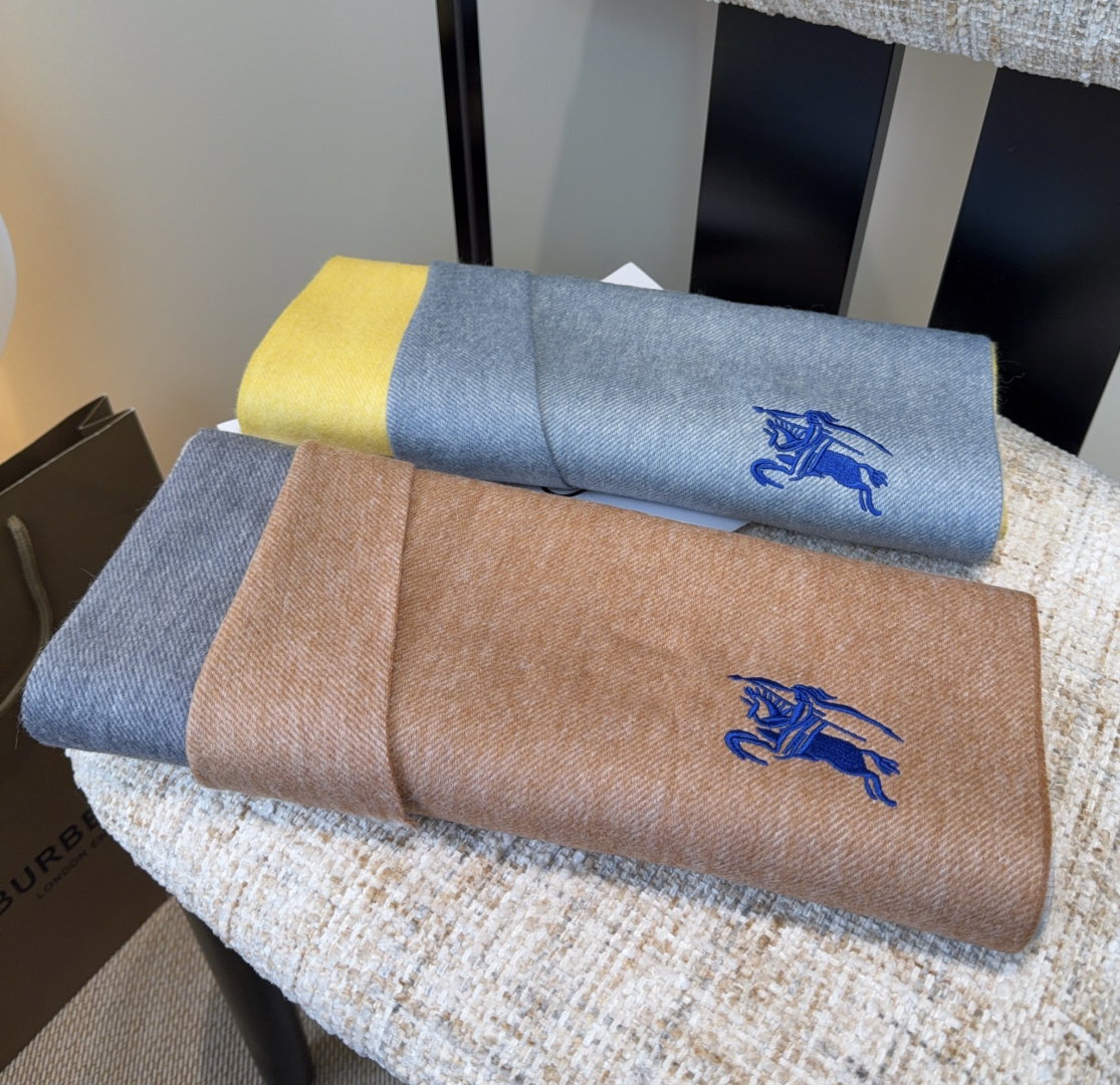 Burberry scarf