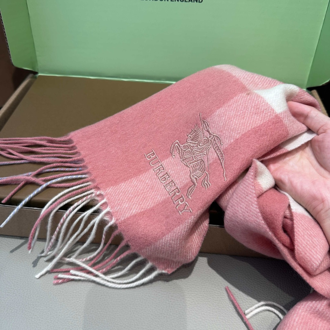 Burberry scarf