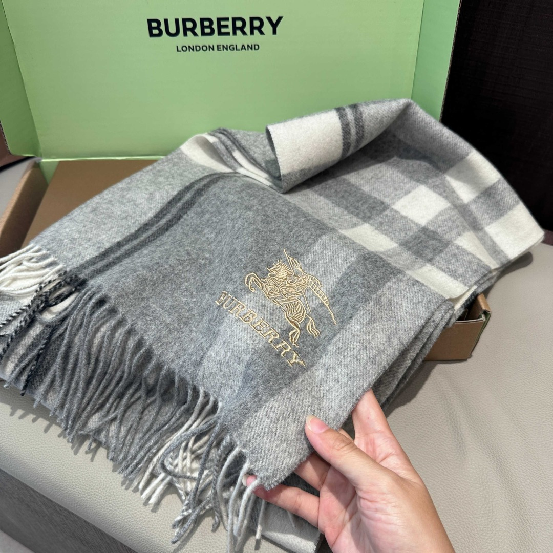 Burberry scarf