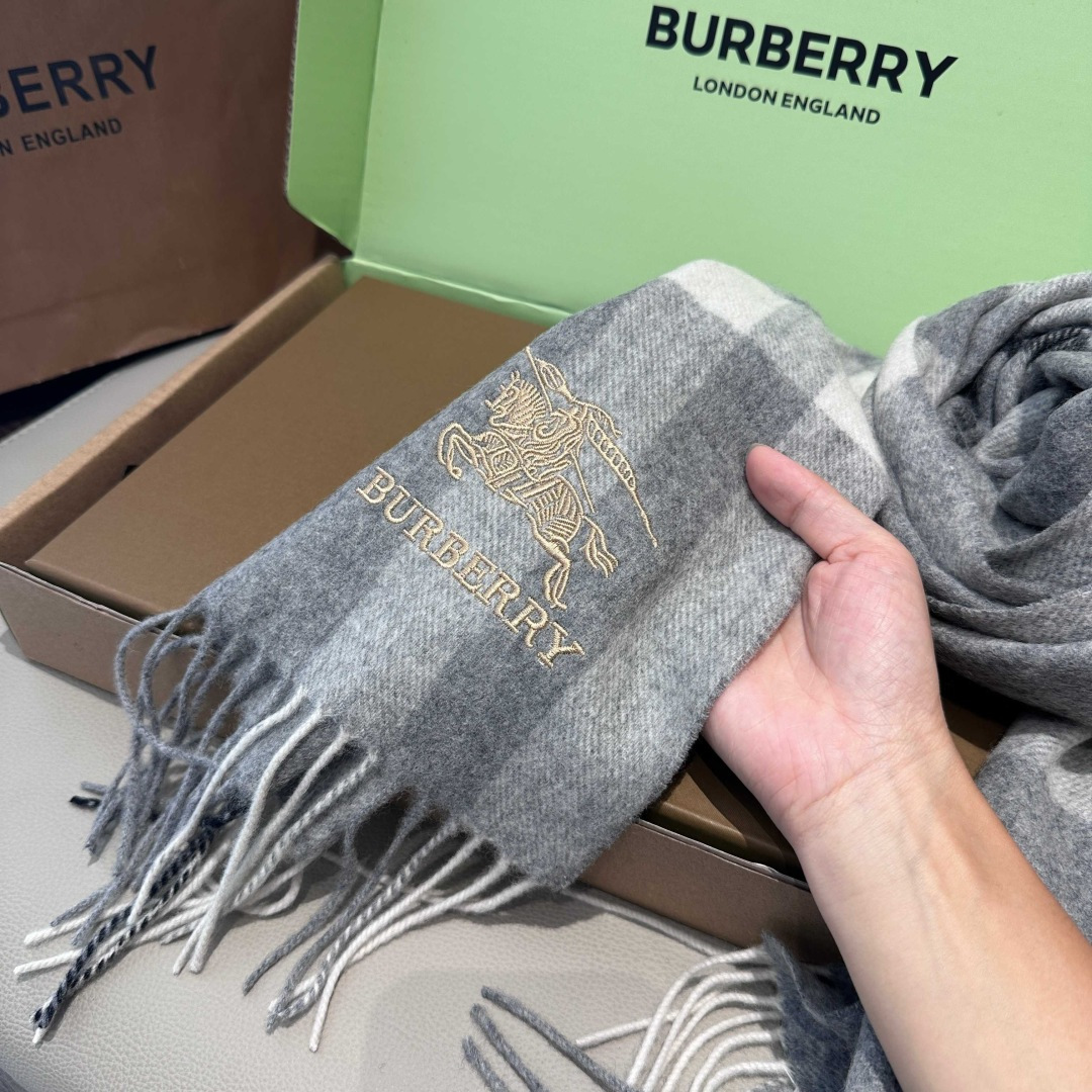 Burberry scarf