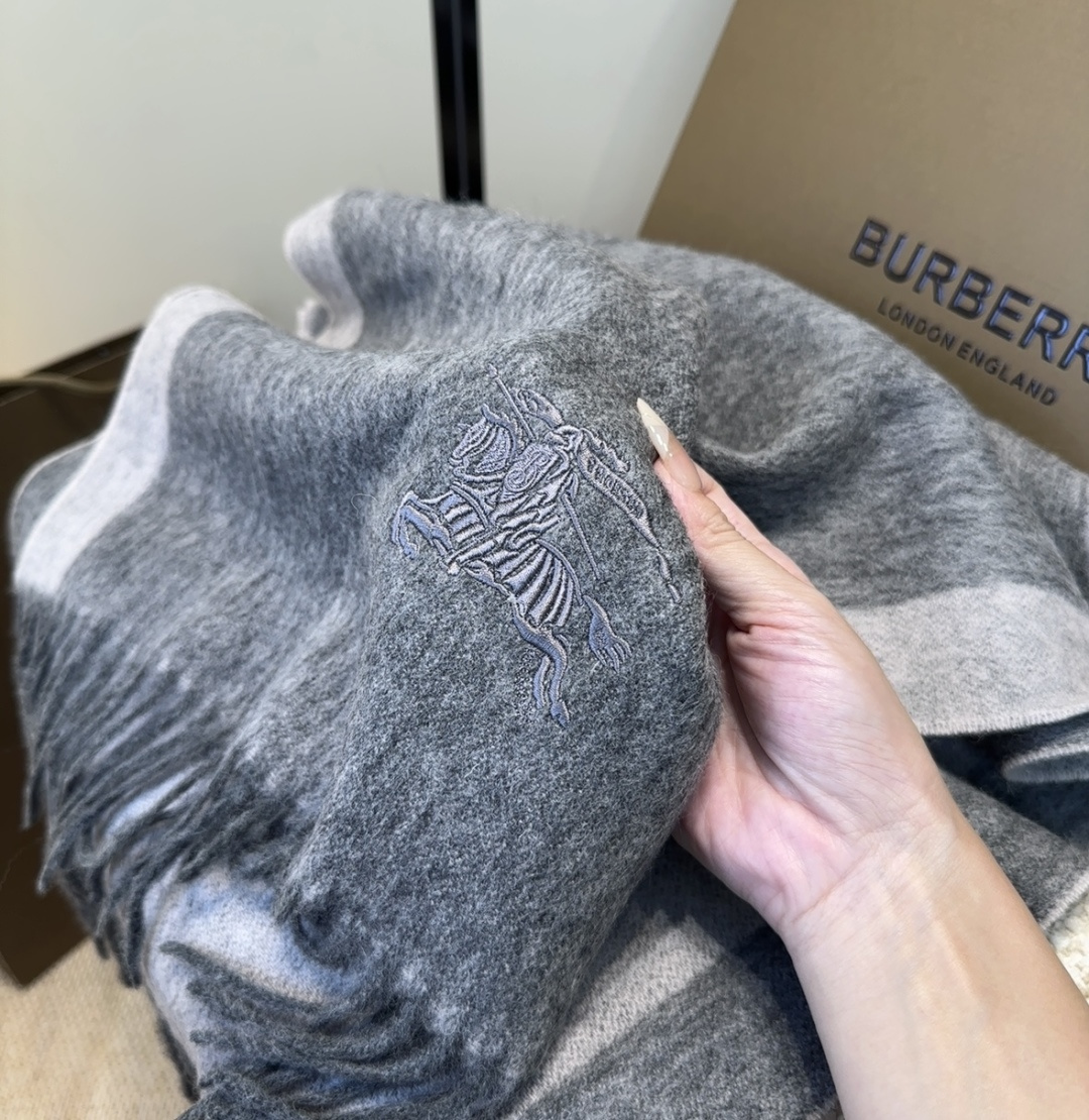 Burberry scarf