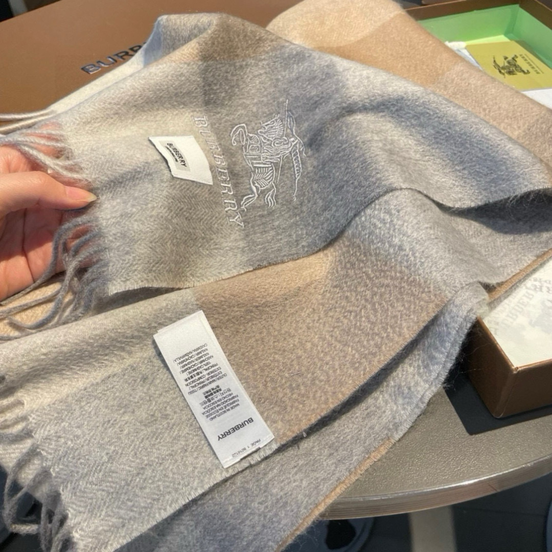Burberry scarf