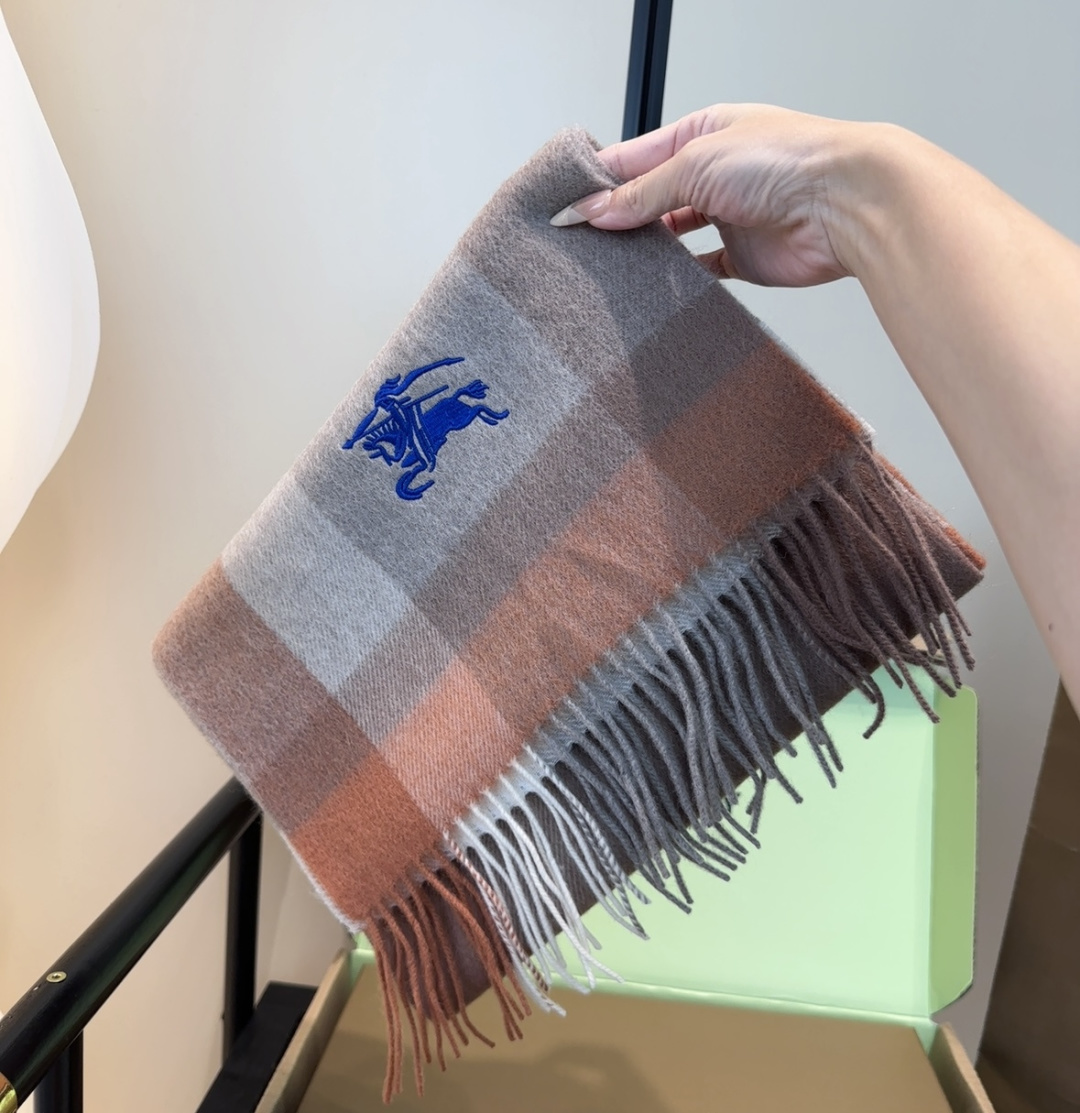 Burberry scarf