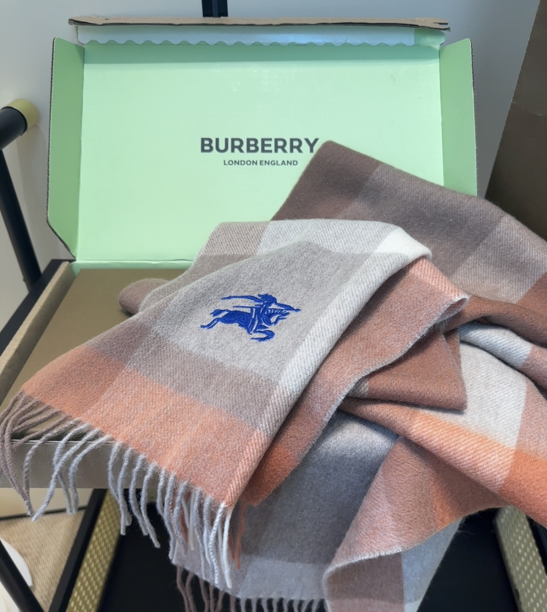 Burberry scarf