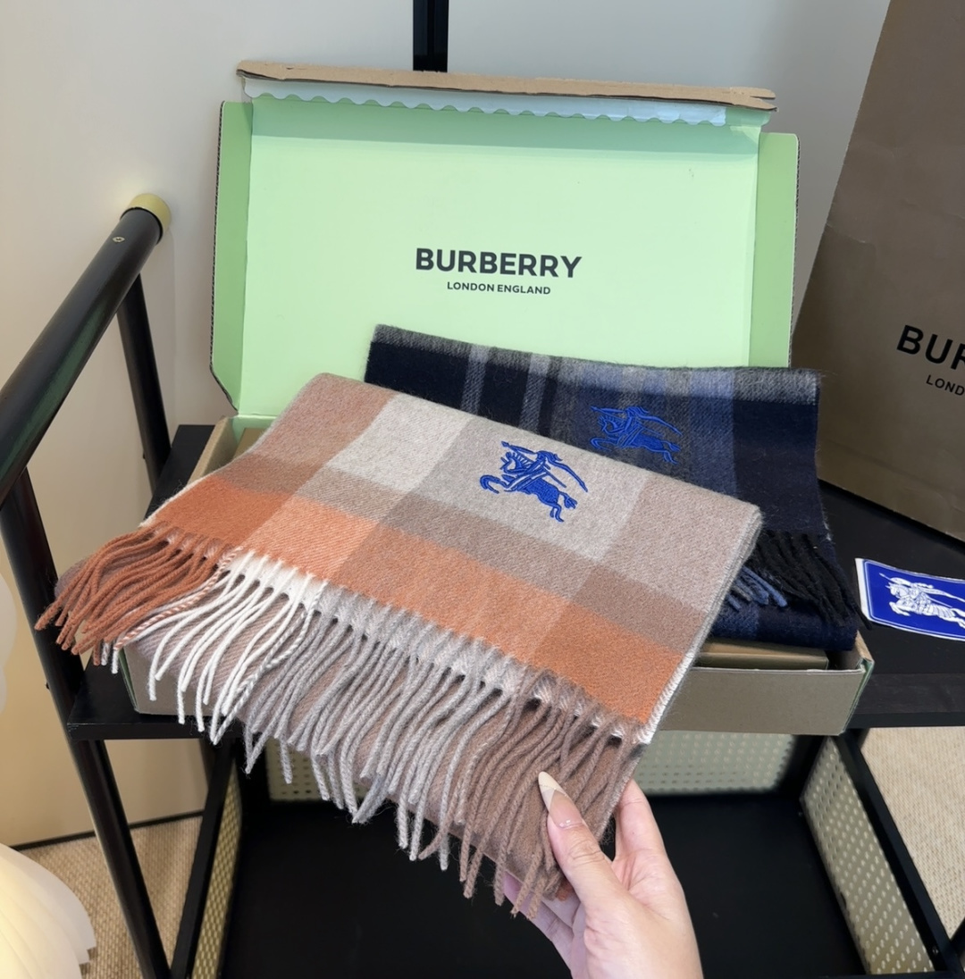 Burberry scarf