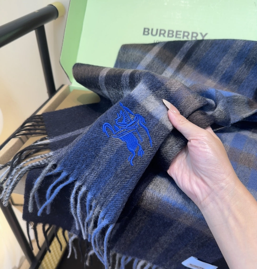 Burberry scarf