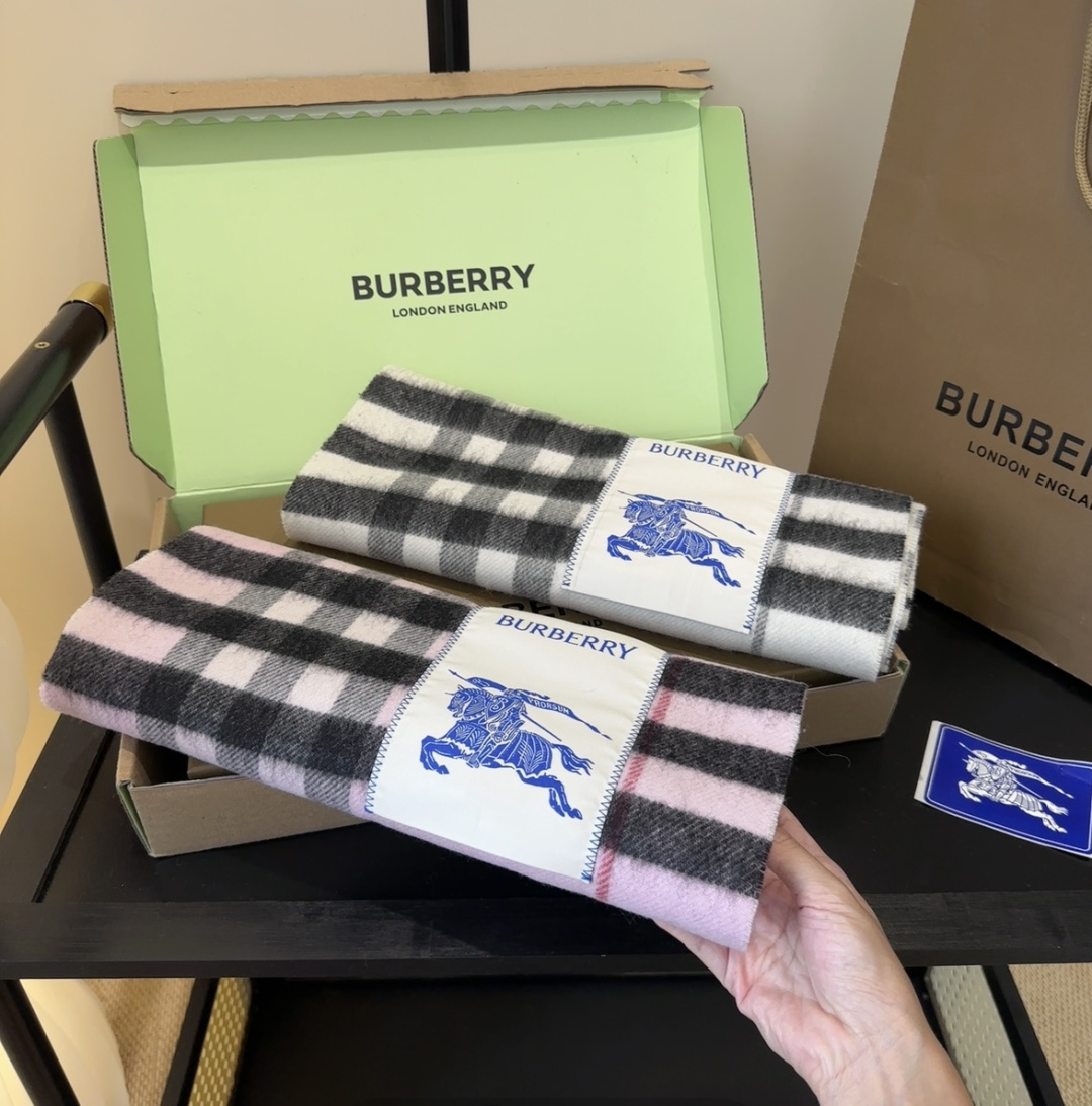 Burberry scarf