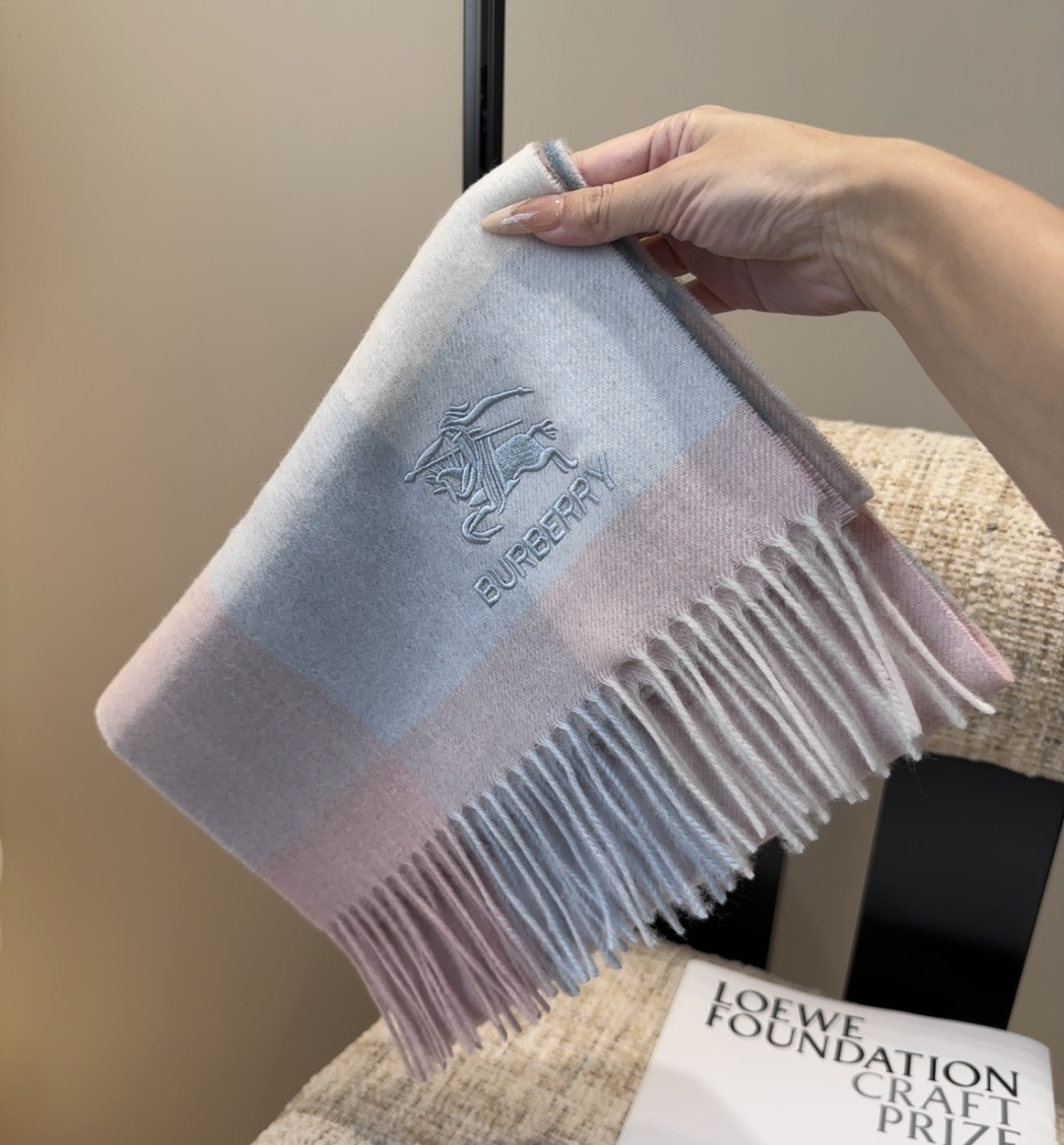 Burberry scarf
