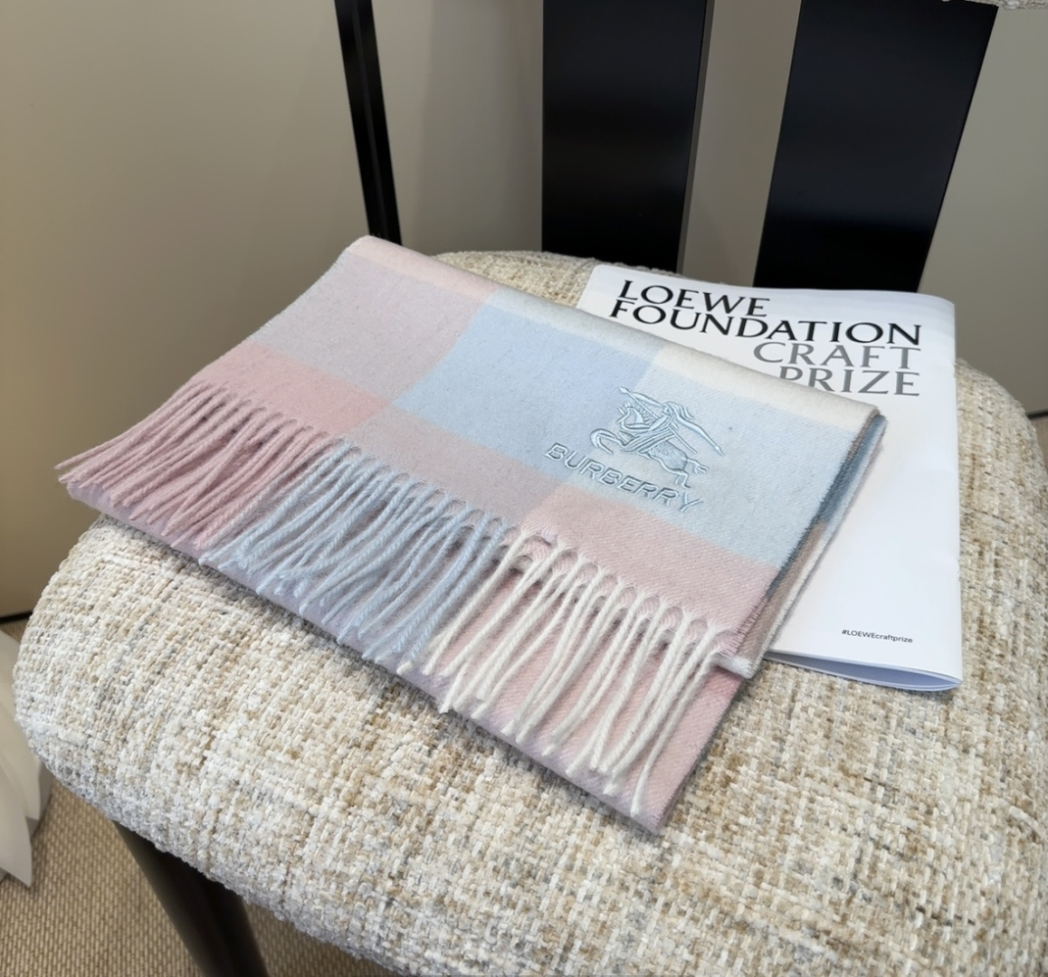 Burberry scarf