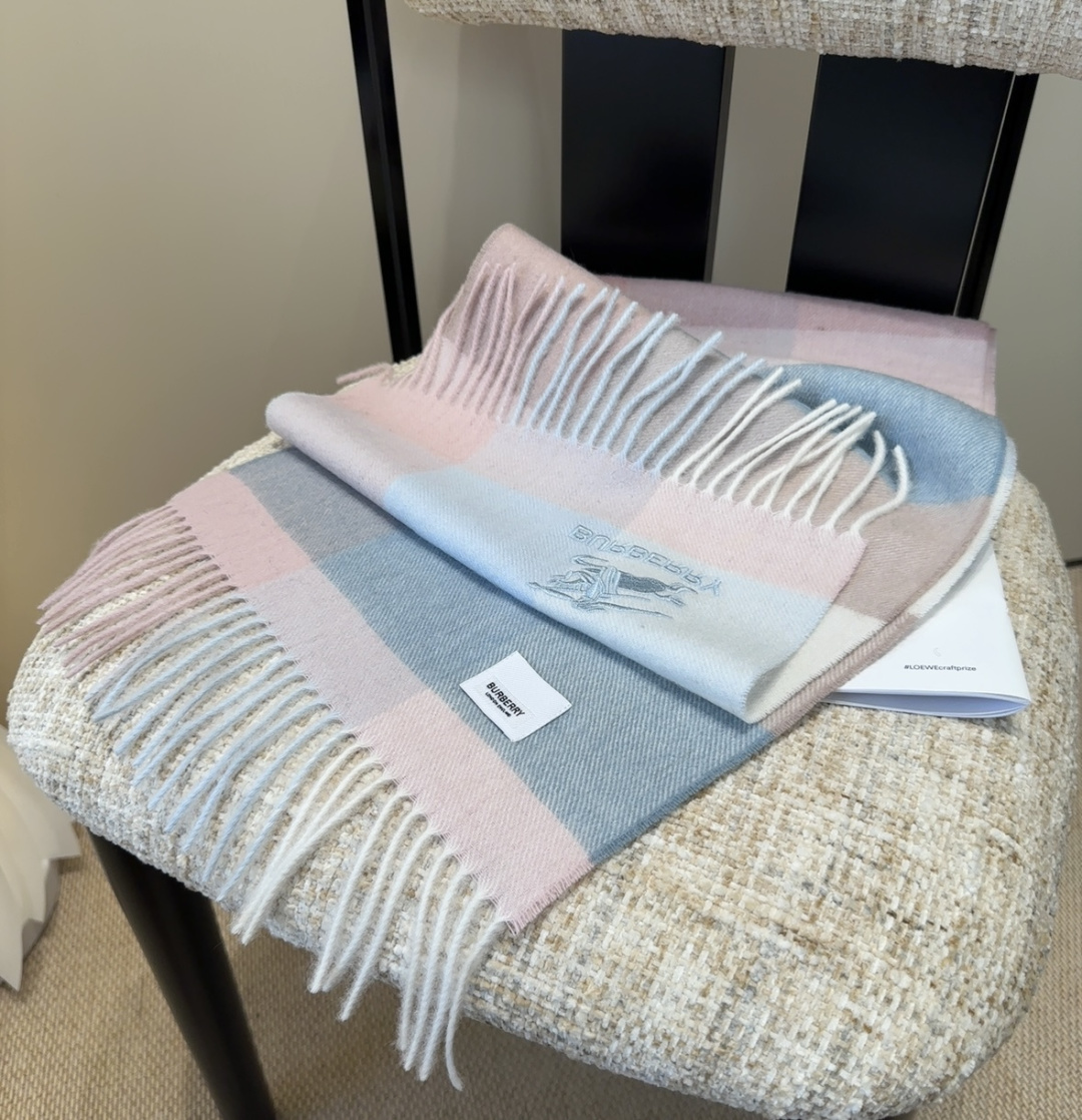 Burberry scarf