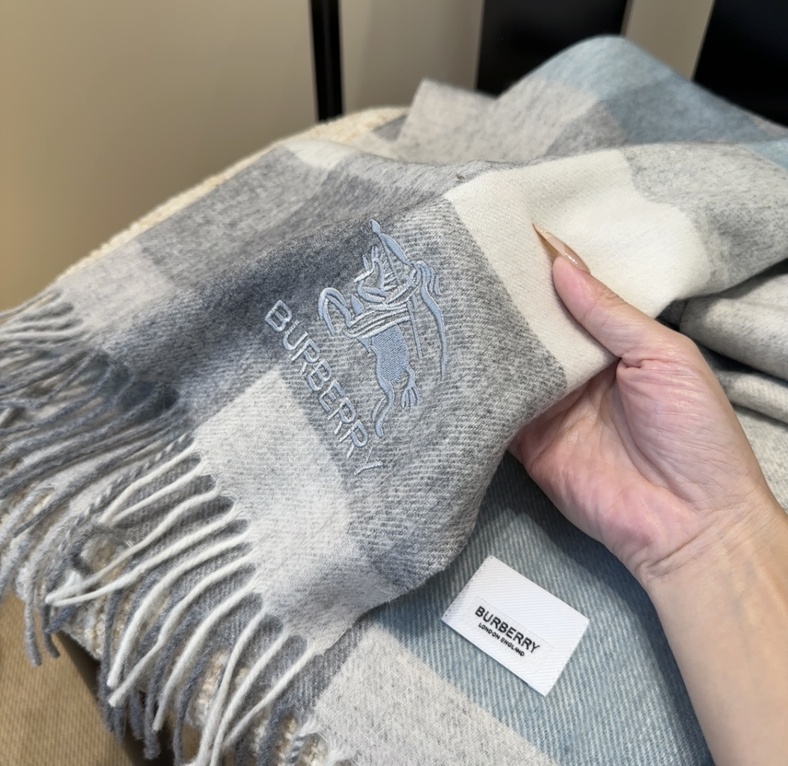 Burberry scarf