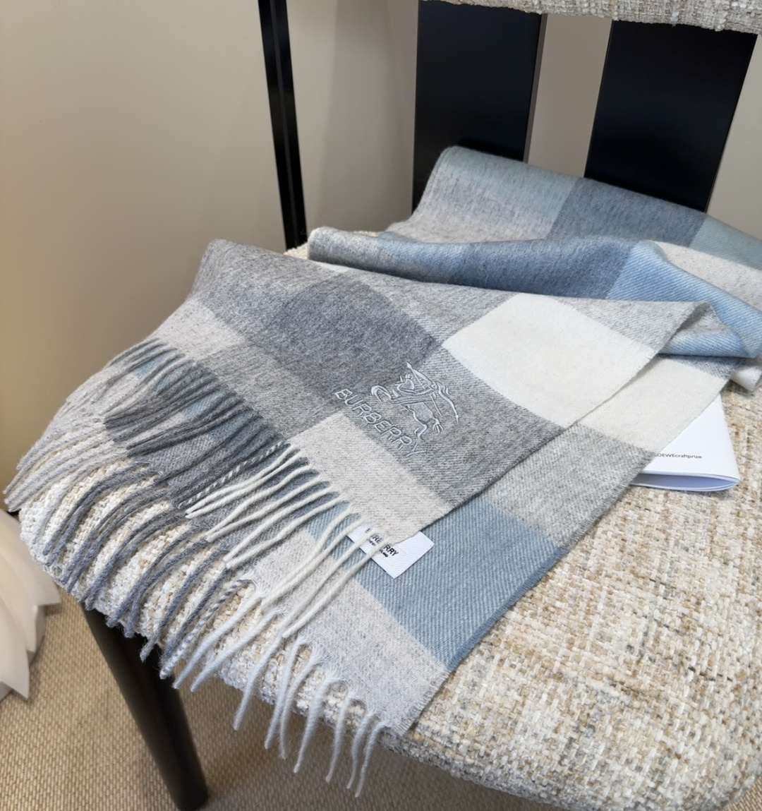Burberry scarf