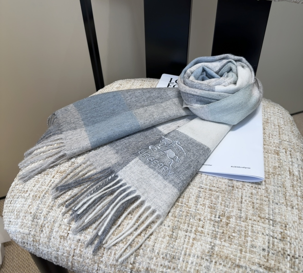 Burberry scarf
