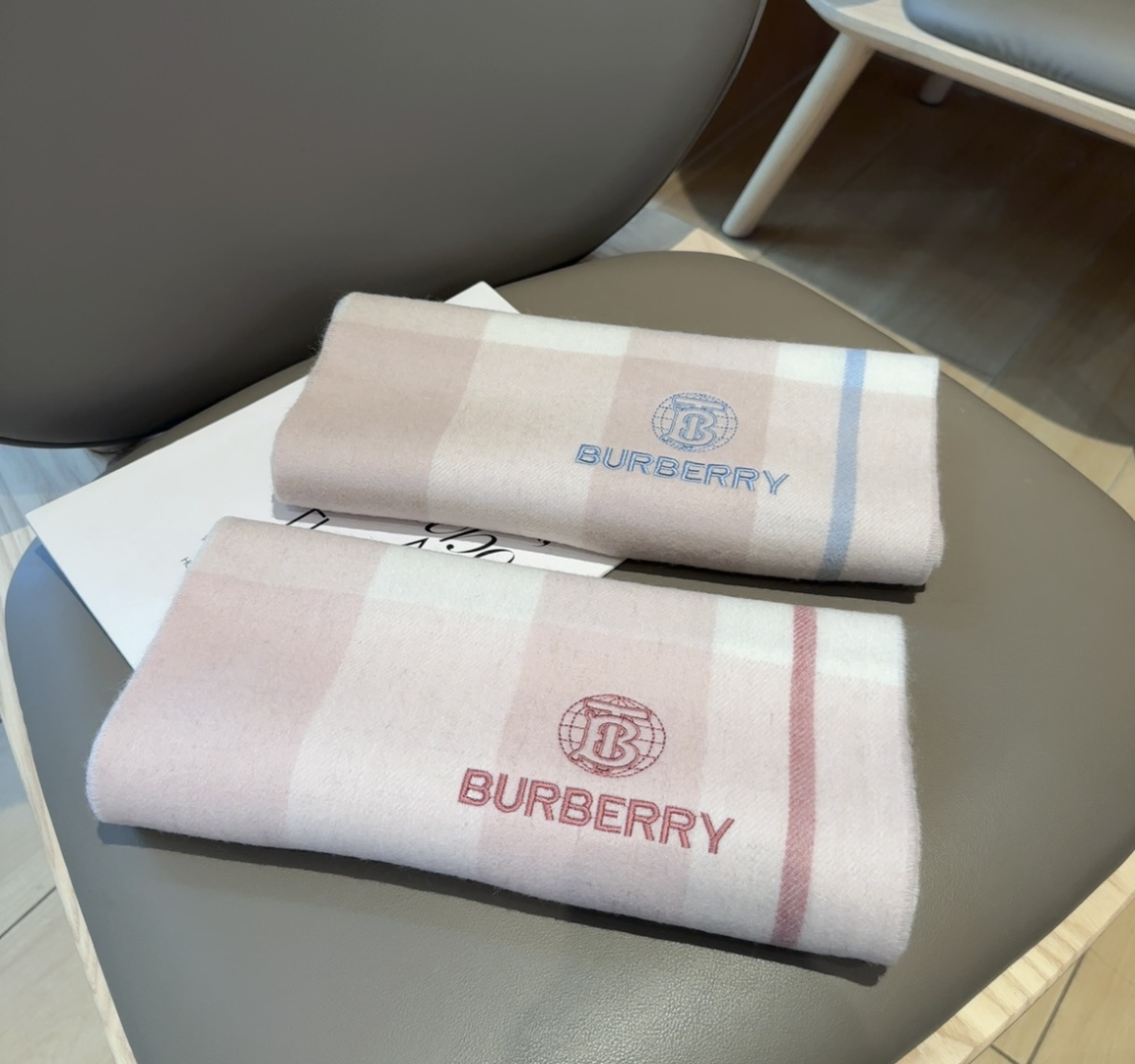 Burberry scarf