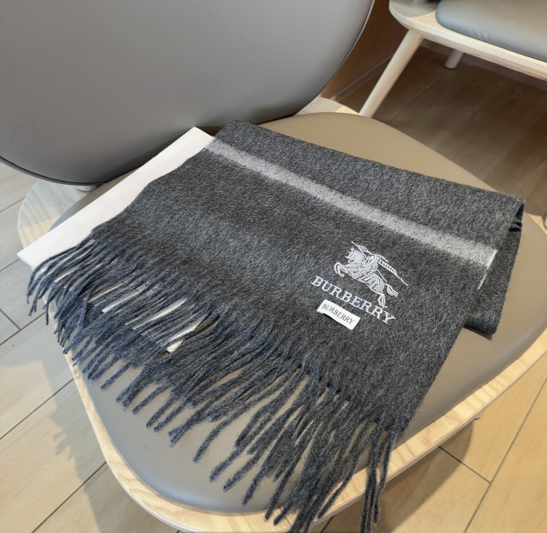 Burberry scarf
