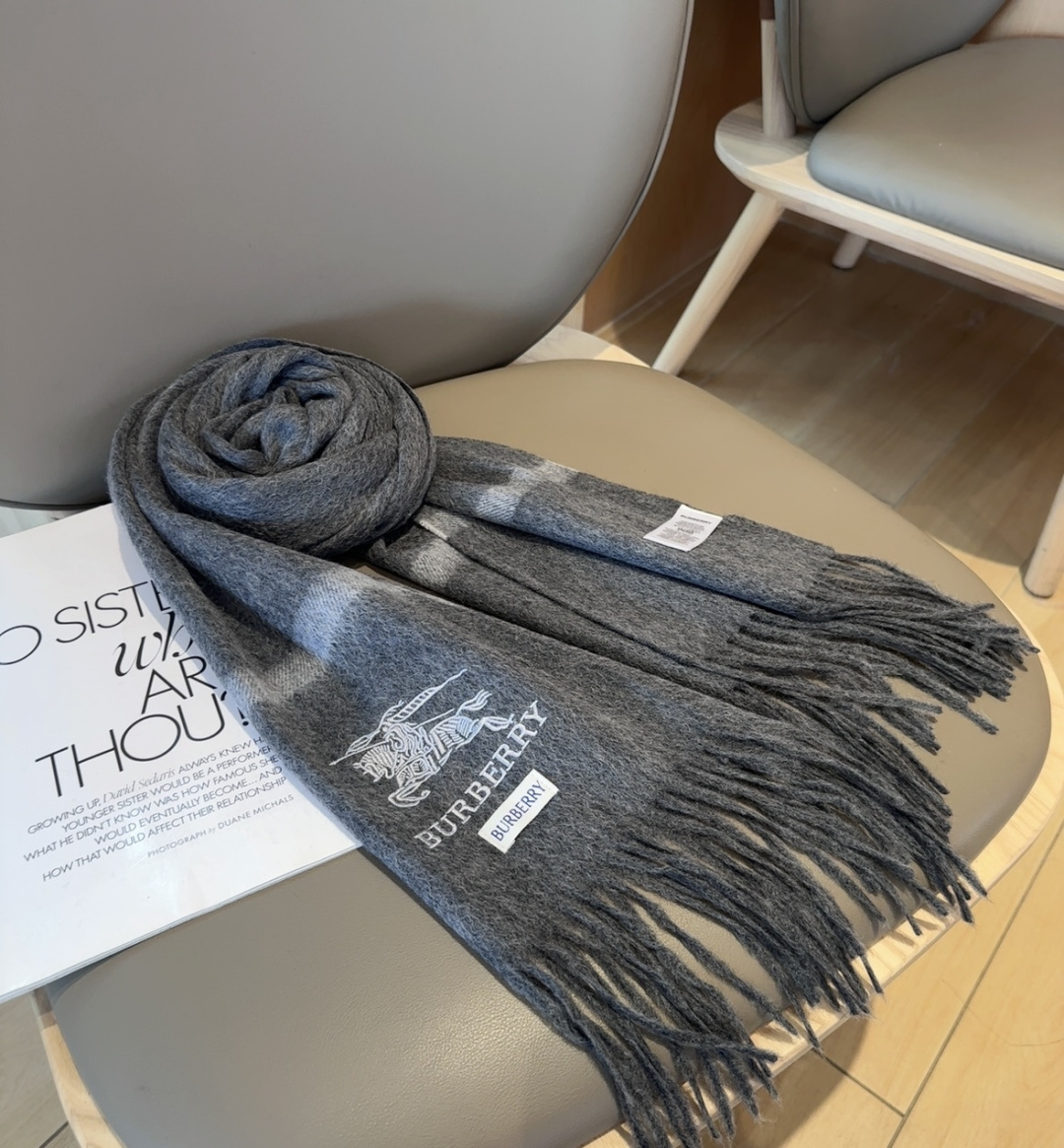 Burberry scarf