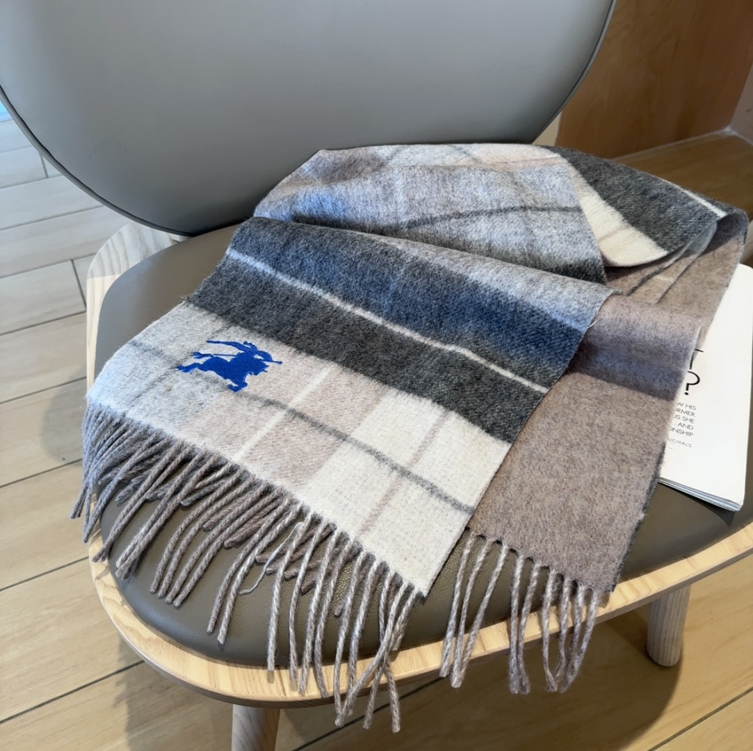 Burberry scarf