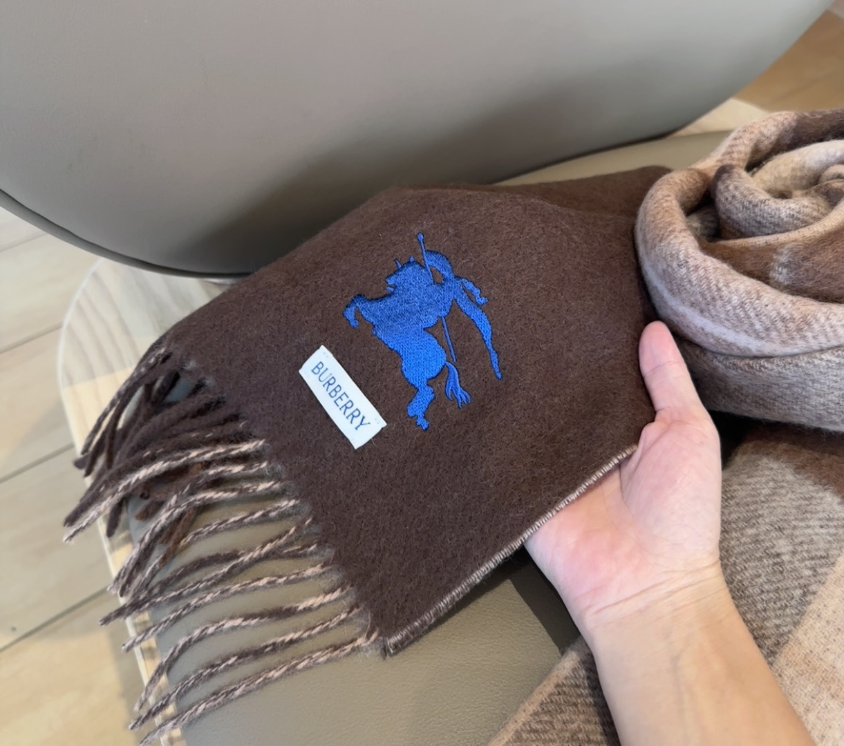 Burberry scarf