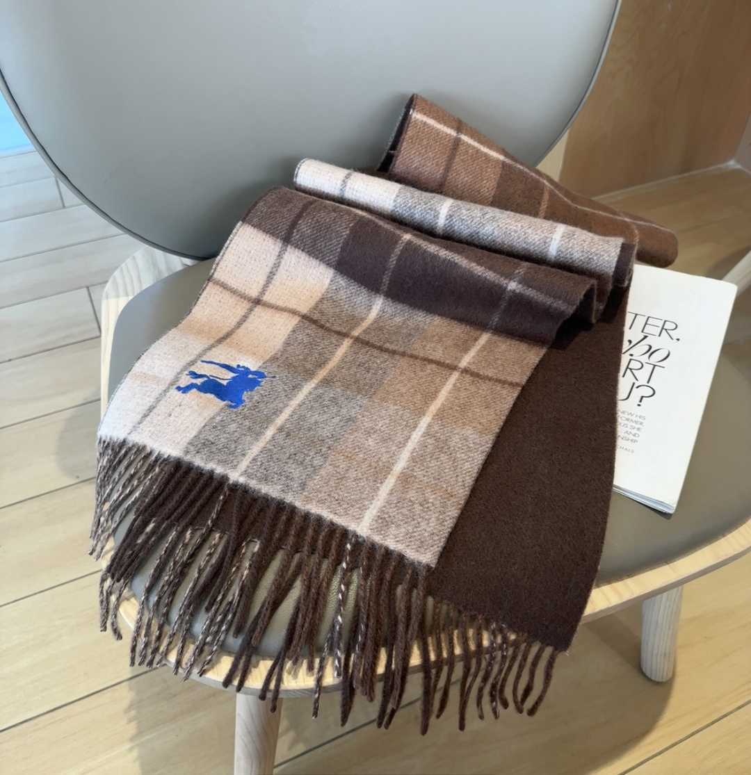 Burberry scarf