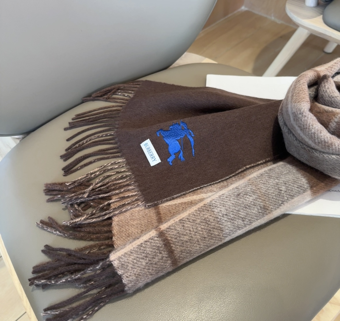 Burberry scarf