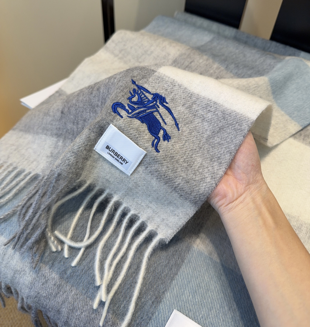 Burberry scarf