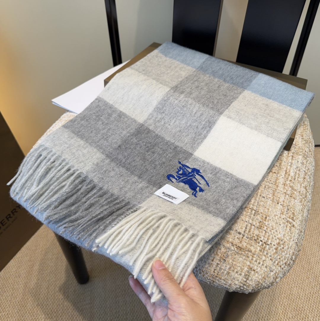 Burberry scarf