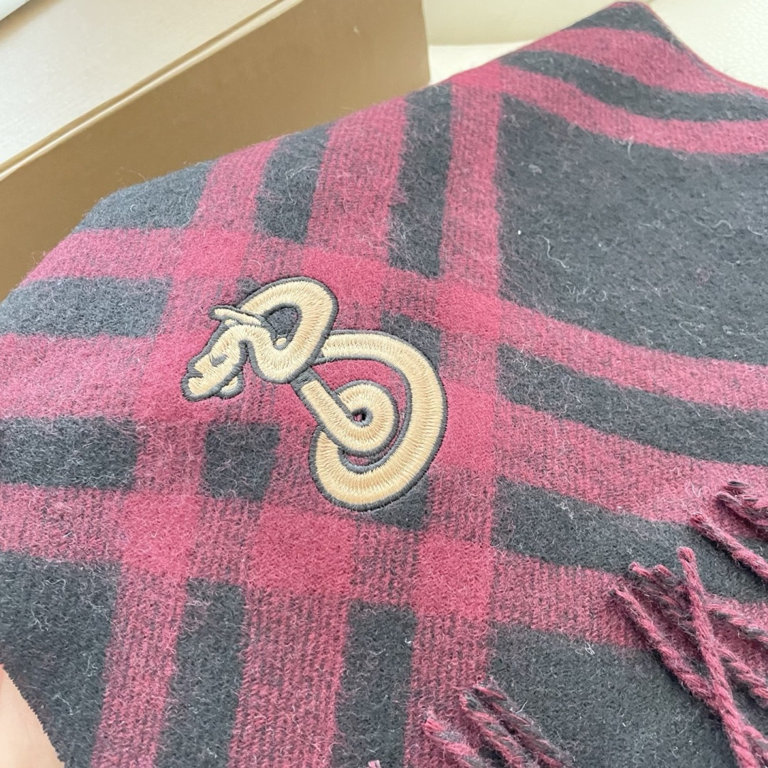 Burberry scarf