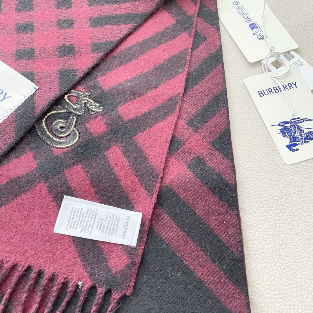 Burberry scarf