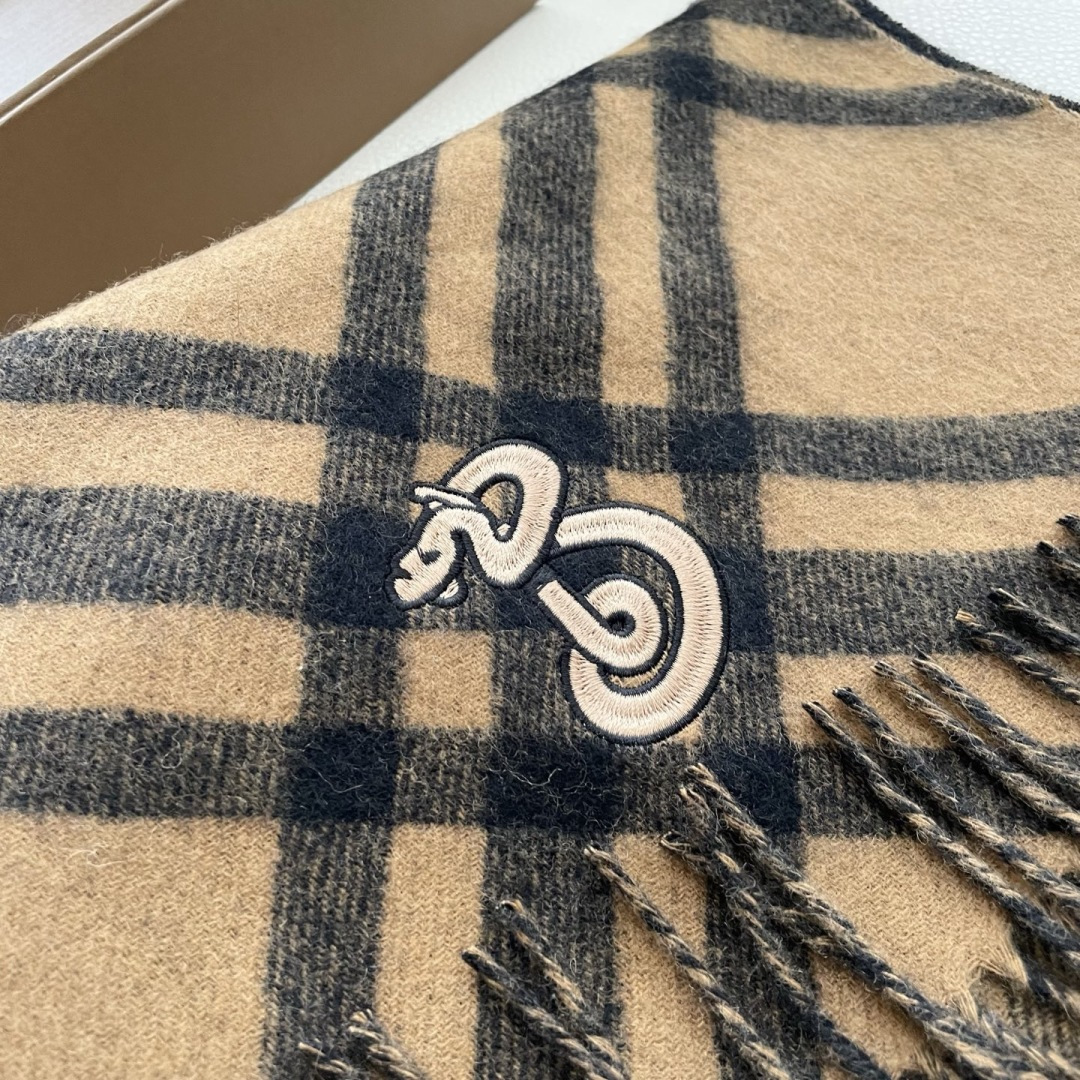 Burberry scarf