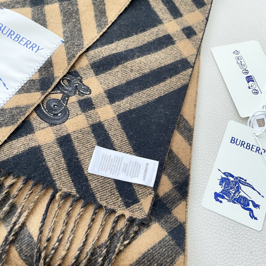 Burberry scarf